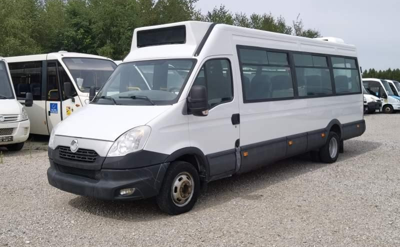 Iveco Daily 23 *NOWY SILNIK* 2 SZTUKI*, klima, winda - Minibus, Passenger van: picture 3 Iveco Daily 23 *NOWY SILNIK* 2 SZTUKI*, klima, winda - Minibus, Passenger van: picture 3