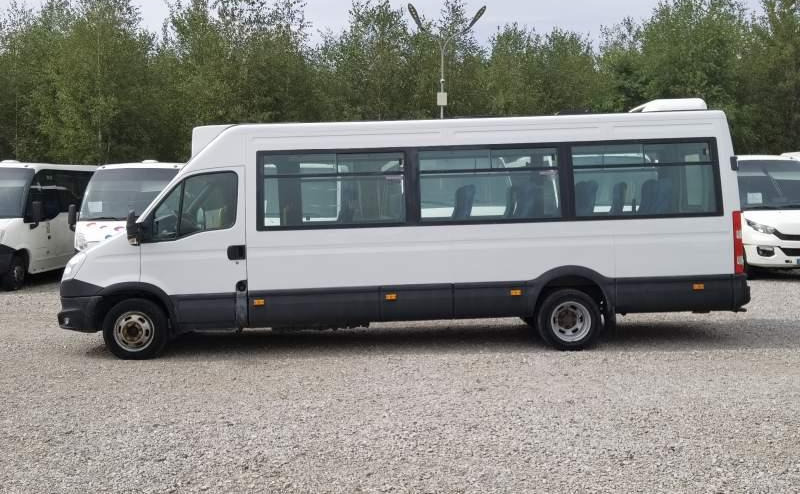 Iveco Daily 23 *NOWY SILNIK* 2 SZTUKI*, klima, winda - Minibus, Passenger van: picture 5 Iveco Daily 23 *NOWY SILNIK* 2 SZTUKI*, klima, winda - Minibus, Passenger van: picture 5