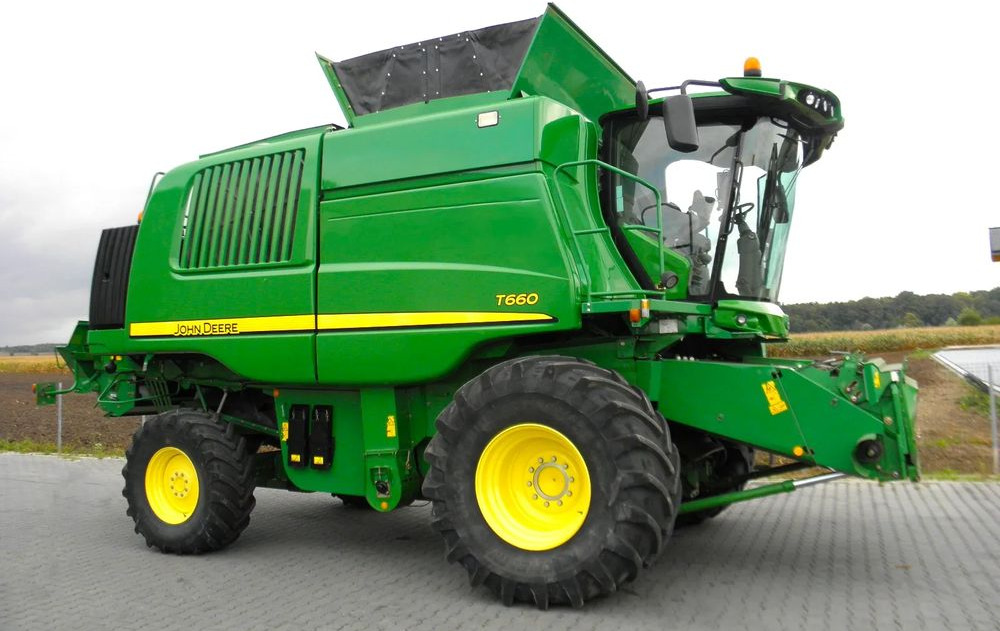 John Deere T660 2014 Rok, heder 7,6m, 2700 mtg na silniku, Najbogatsza Wersja, Nie Malowany, Stan Idealny - Combine harvester: picture 2 John Deere T660 2014 Rok, heder 7,6m, 2700 mtg na silniku, Najbogatsza Wersja, Nie Malowany, Stan Idealny - Combine harvester: picture 2