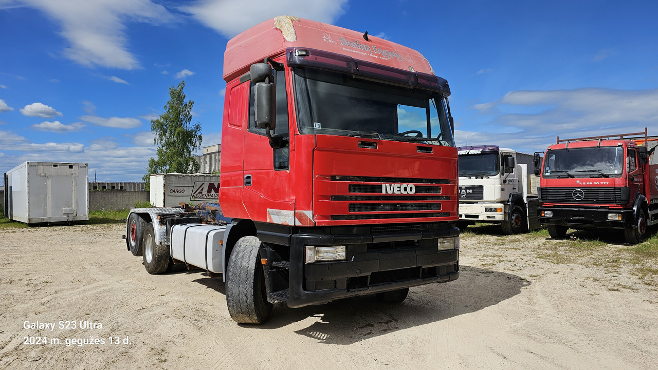 IVECO 240E42 6x2 - Hook lift truck: picture 3 IVECO 240E42 6x2 - Hook lift truck: picture 3