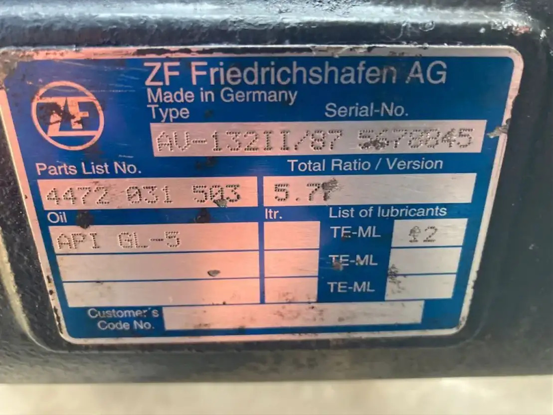 ZF Hinterachse ZF AV 132II/87 4472031503 5,77 Setra Mercedes Citaro AV 132/87 II - Rear axle for Bus: picture 3 ZF Hinterachse ZF AV 132II/87 4472031503 5,77 Setra Mercedes Citaro AV 132/87 II - Rear axle for Bus: picture 3