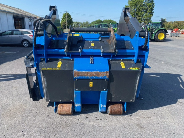 ROBERT - ROBIN BMV33 - Forage mixer wagon: picture 2 ROBERT - ROBIN BMV33 - Forage mixer wagon: picture 2