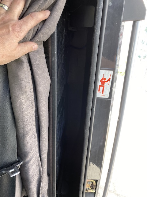 Tractor unit Renault Magnum 460 Dxi iShift: picture 13