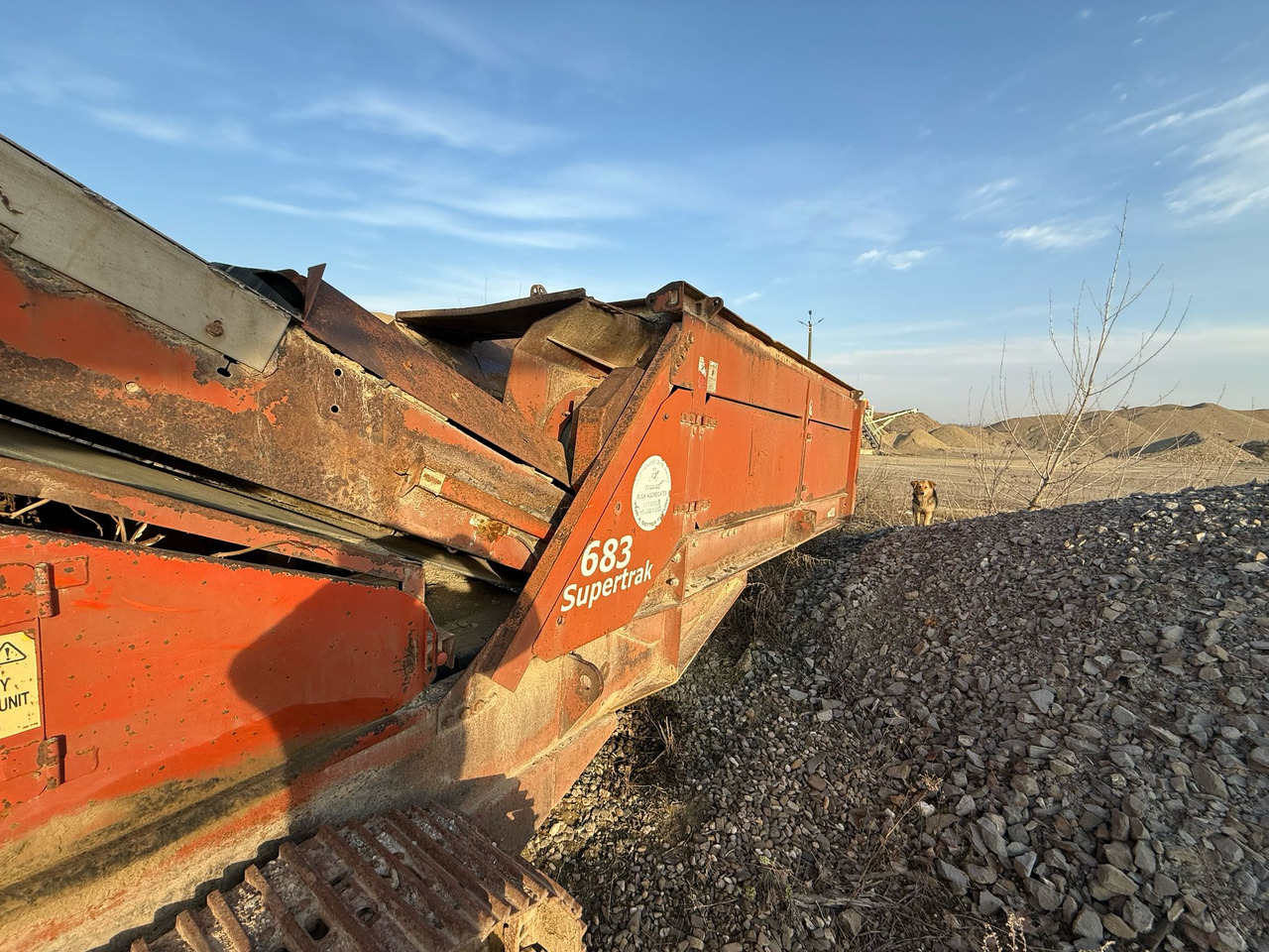 FINLAY 683 SUPERTRAK MOBILE SORTING STATION - Screener: picture 2 FINLAY 683 SUPERTRAK MOBILE SORTING STATION - Screener: picture 2