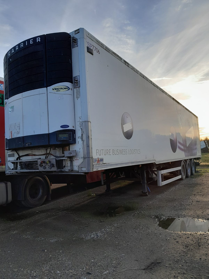 GRAY & ADAMS REFRIGERATED SEMI-TRAILER - Refrigerator semi-trailer: picture 3 GRAY & ADAMS REFRIGERATED SEMI-TRAILER - Refrigerator semi-trailer: picture 3