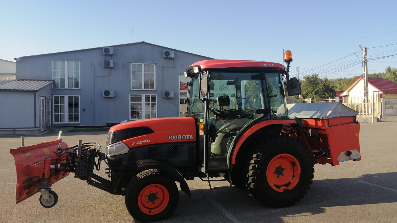 KUBOTA L4240 Narrow spaces tractor/vineyard/fruit tree/communal, TOP ! - Farm tractor: picture 4 KUBOTA L4240 Narrow spaces tractor/vineyard/fruit tree/communal, TOP ! - Farm tractor: picture 4