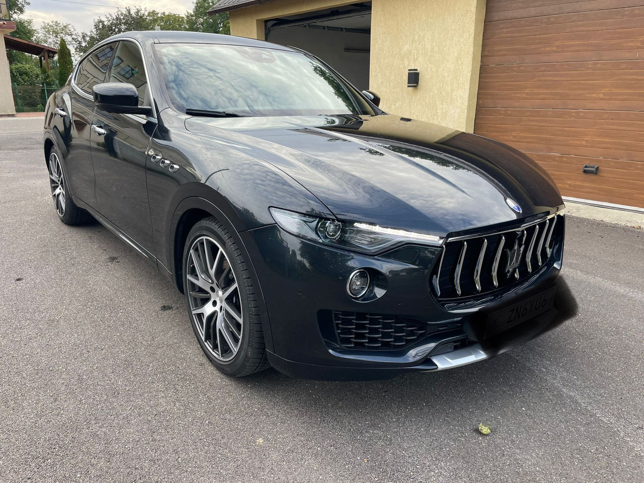 MASERATI LEVANTE 4X4 - SUV: picture 3 MASERATI LEVANTE 4X4 - SUV: picture 3