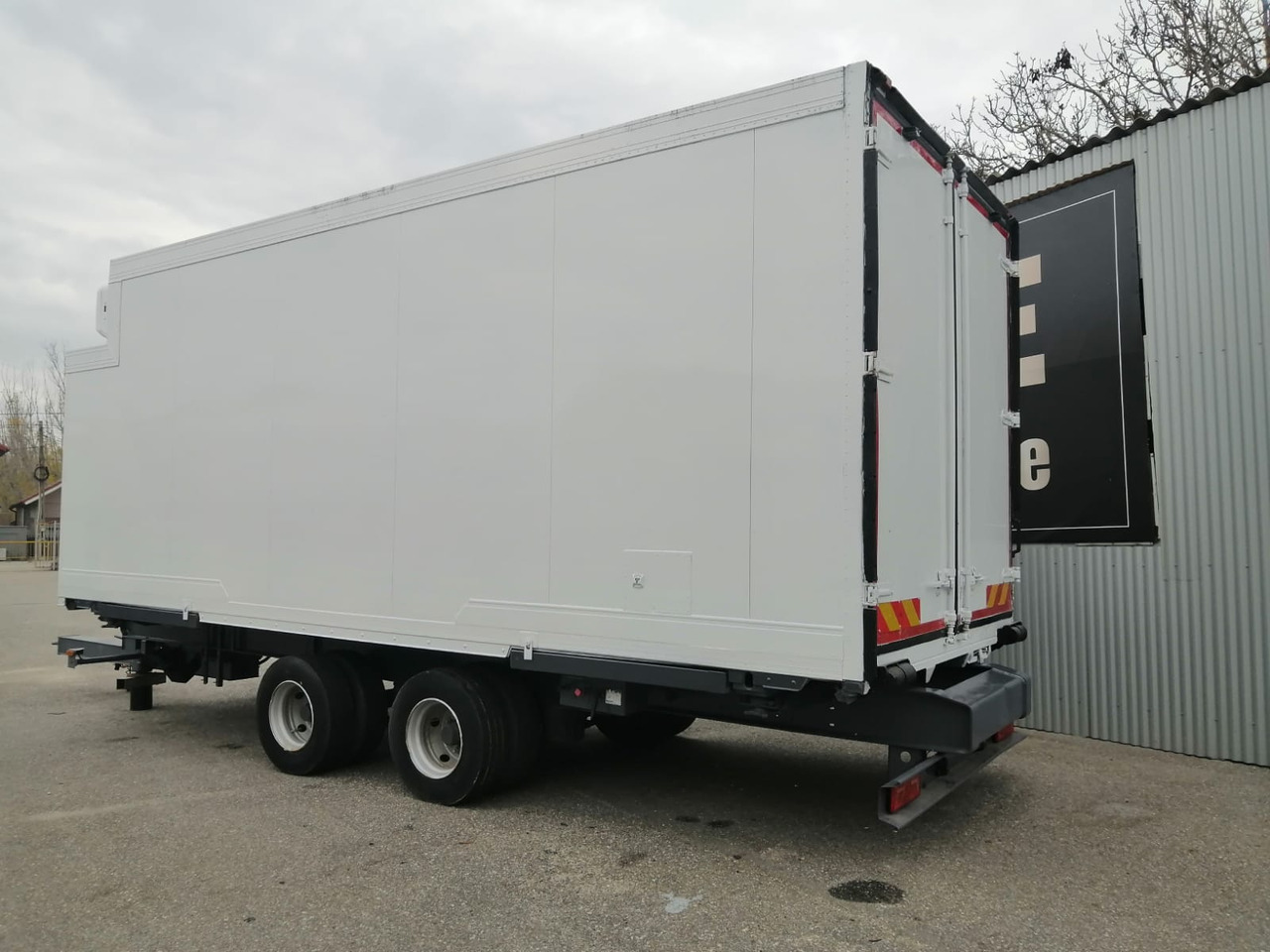 Schmitz Cargobull Container BDF Refrigerated, Meat Lines, Thermo King - Other machinery: picture 2 Schmitz Cargobull Container BDF Refrigerated, Meat Lines, Thermo King - Other machinery: picture 2