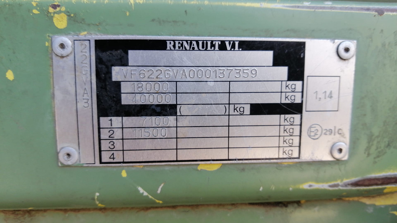 Tractor unit Renault Premium 420 DCI Standard Tractor, Manual ZF: picture 11