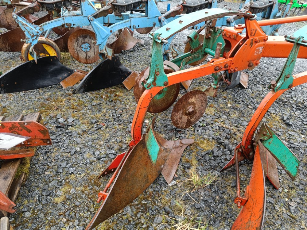 Kverneland A8 sarkia-auran lisäsiipi 16 tuumaa täydellinen - Plow: picture 2 Kverneland A8 sarkia-auran lisäsiipi 16 tuumaa täydellinen - Plow: picture 2