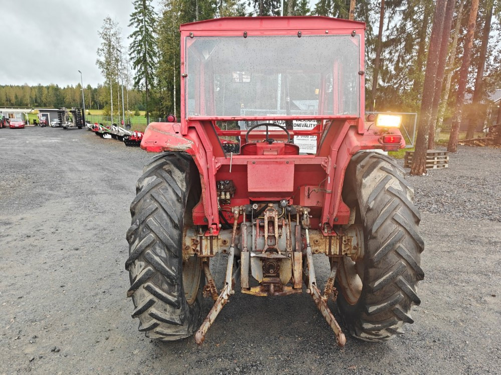 Massey Ferguson 165S Lisähydrauliikalla, katso video! - Farm tractor: picture 3 Massey Ferguson 165S Lisähydrauliikalla, katso video! - Farm tractor: picture 3