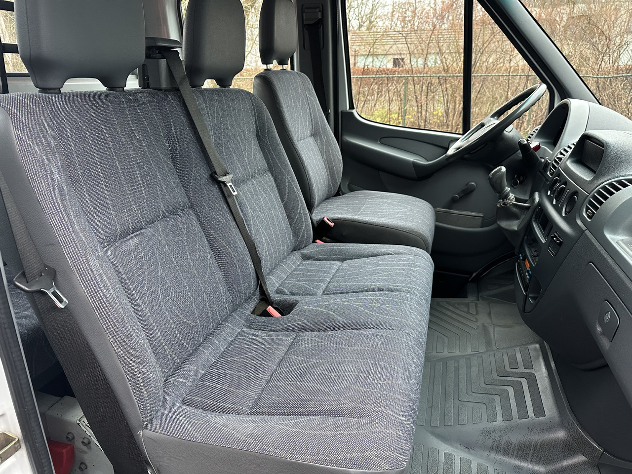 Tow truck Mersedes Sprinter 413: picture 14