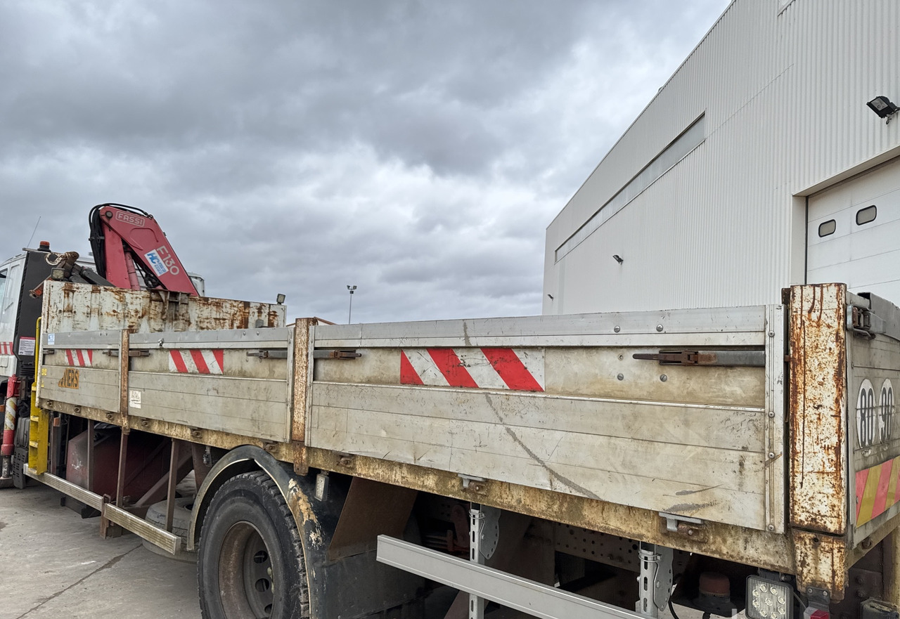 IVECO EUROTECH CURSOR 190E24 - Crane truck: picture 4 IVECO EUROTECH CURSOR 190E24 - Crane truck: picture 4