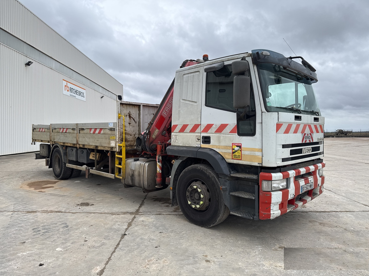IVECO EUROTECH CURSOR 190E24 - Crane truck: picture 3 IVECO EUROTECH CURSOR 190E24 - Crane truck: picture 3
