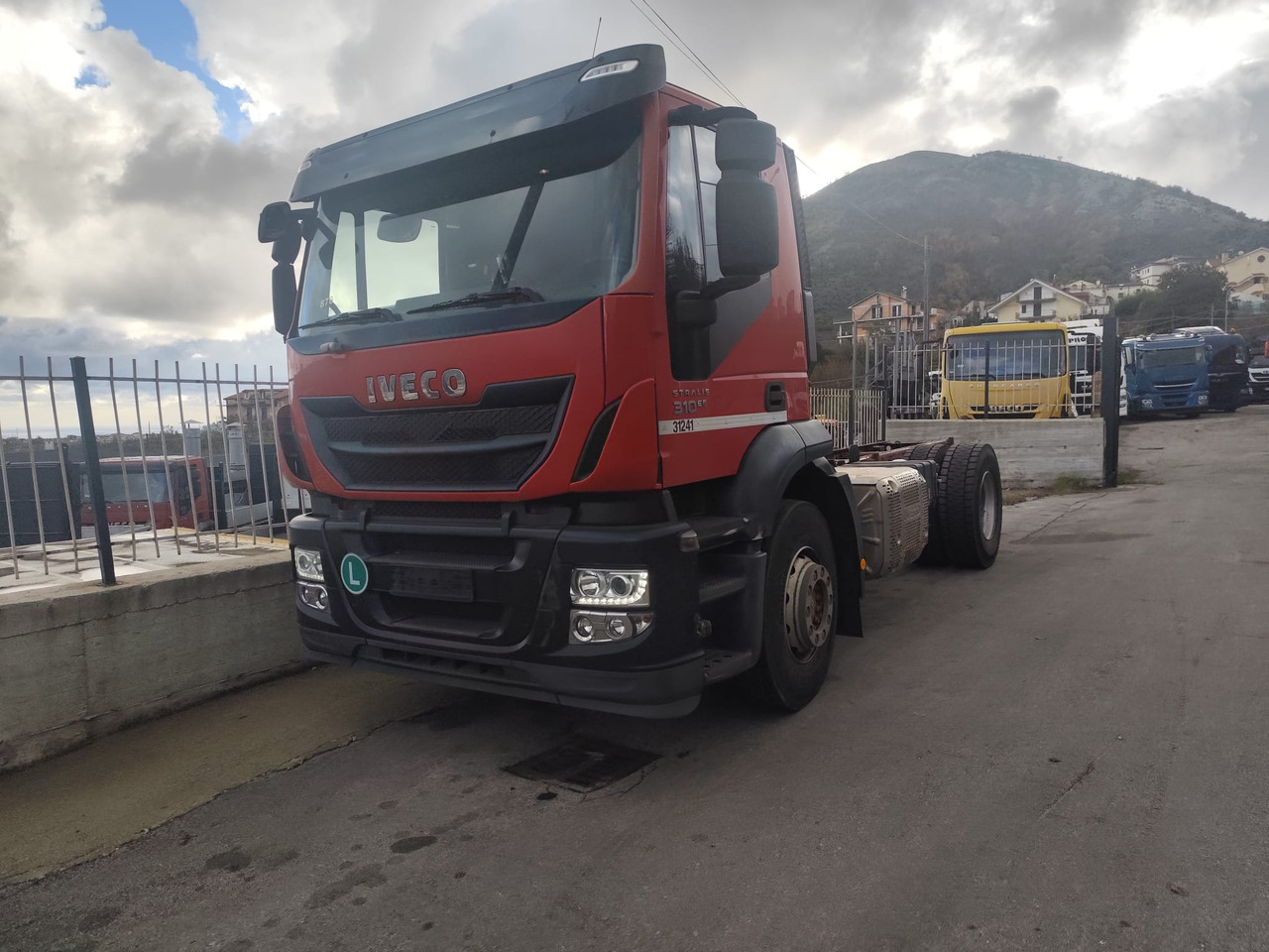 IVECO STRALIS 190S31 - Cab chassis truck: picture 1 IVECO STRALIS 190S31 - Cab chassis truck: picture 1