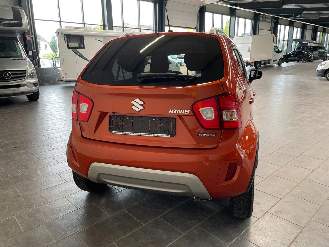 Suzuki Ignis 1.2 Comfort /Hybrid/Automatik/DAB/Navi - Car: picture 4 Suzuki Ignis 1.2 Comfort /Hybrid/Automatik/DAB/Navi - Car: picture 4