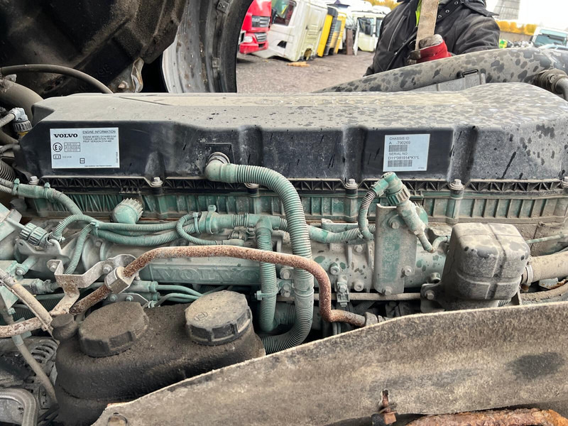 Volvo D11K450 - Engine: picture 1 Volvo D11K450 - Engine: picture 1