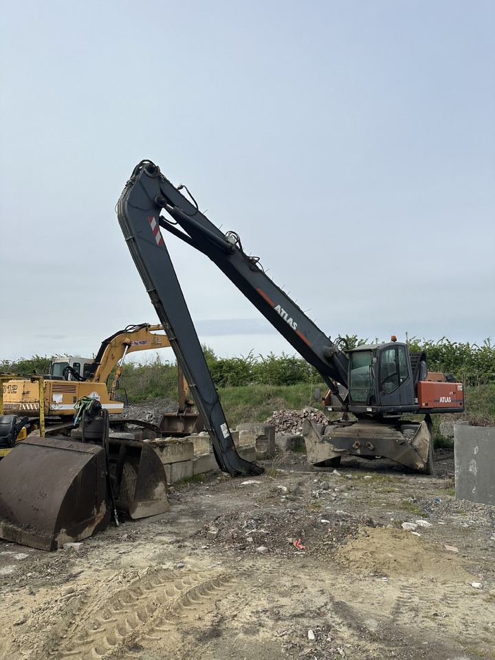 ATLAS MH350 - Waste/ Industry handler: picture 4 ATLAS MH350 - Waste/ Industry handler: picture 4