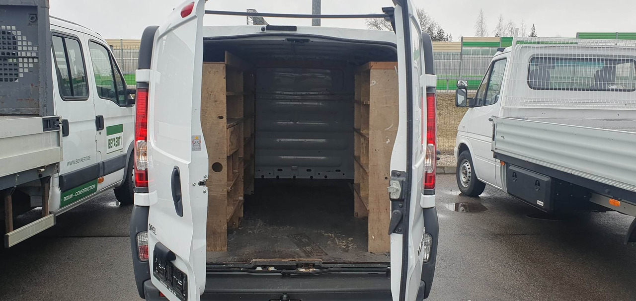 Opel Vivaro - Small van: picture 5 Opel Vivaro - Small van: picture 5