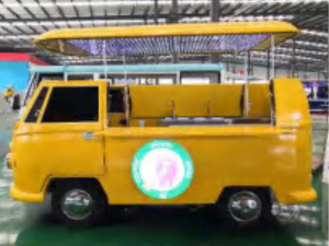 Deli Star Trailer Retro Minivan LR 4300 Electric - EU standards - Vending trailer: picture 2 Deli Star Trailer Retro Minivan LR 4300 Electric - EU standards - Vending trailer: picture 2