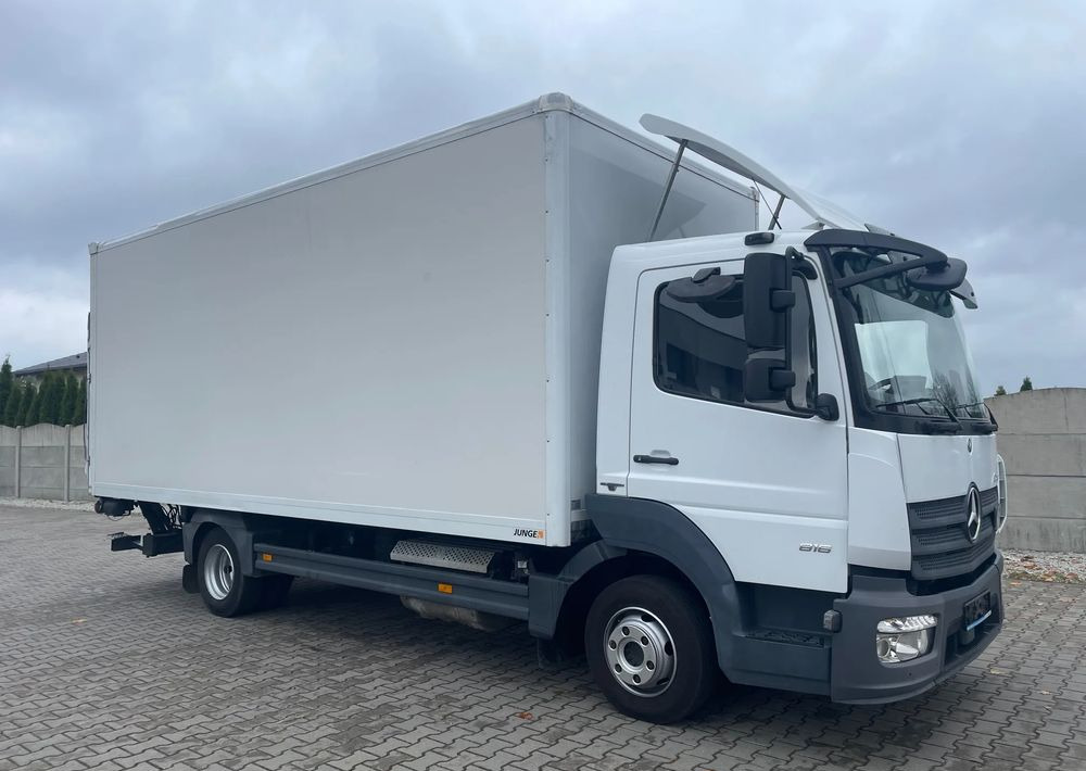 Mercedes-Benz ATEGO 816 DMC 8600 kg - Box truck: picture 3 Mercedes-Benz ATEGO 816 DMC 8600 kg - Box truck: picture 3