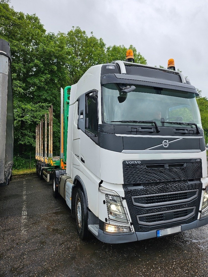 Volvo FH 540 - Timber truck: picture 2 Volvo FH 540 - Timber truck: picture 2