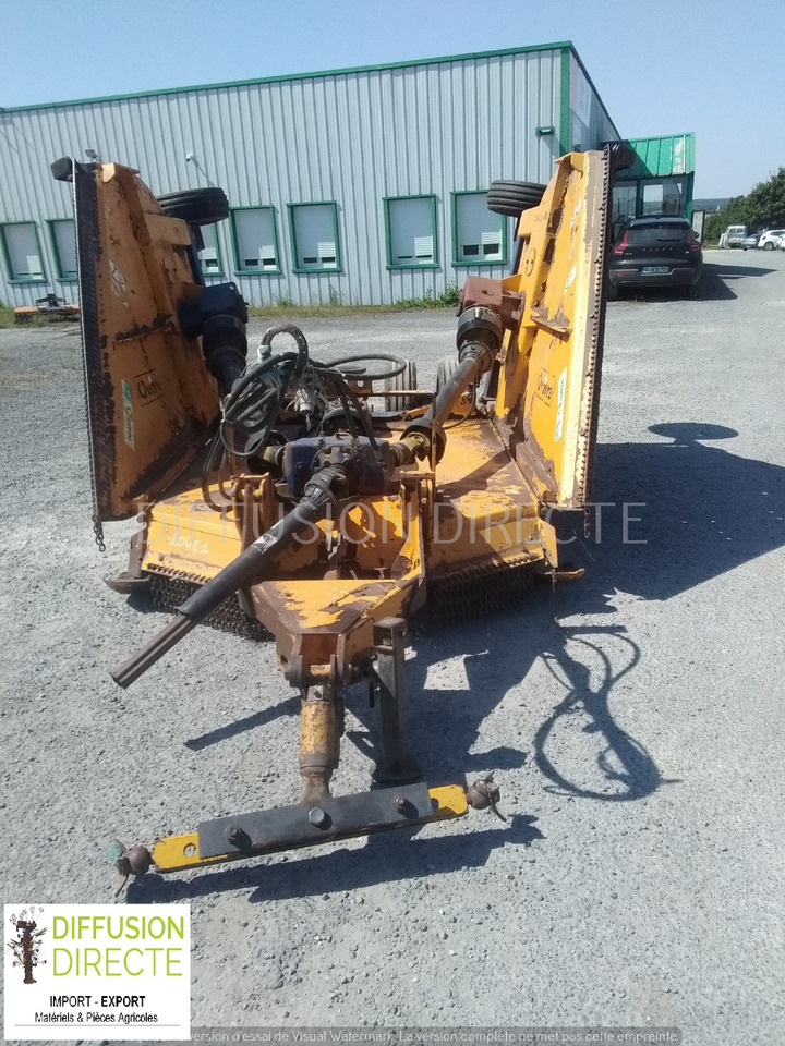 BOMFORD BROYEUR A AXE HORIZONTAL TRI WING 4600 - Garden mower: picture 1 BOMFORD BROYEUR A AXE HORIZONTAL TRI WING 4600 - Garden mower: picture 1