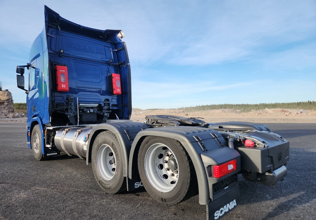 ScaniaR410 LNG / LBG 6x2 - Tractor unit: picture 3 ScaniaR410 LNG / LBG 6x2 - Tractor unit: picture 3