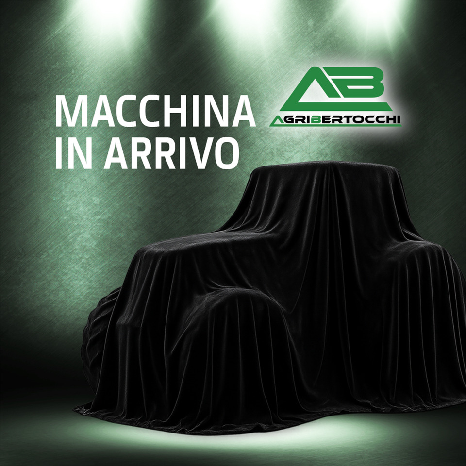 JOHN DEERE 5720 - Farm tractor: picture 1 JOHN DEERE 5720 - Farm tractor: picture 1