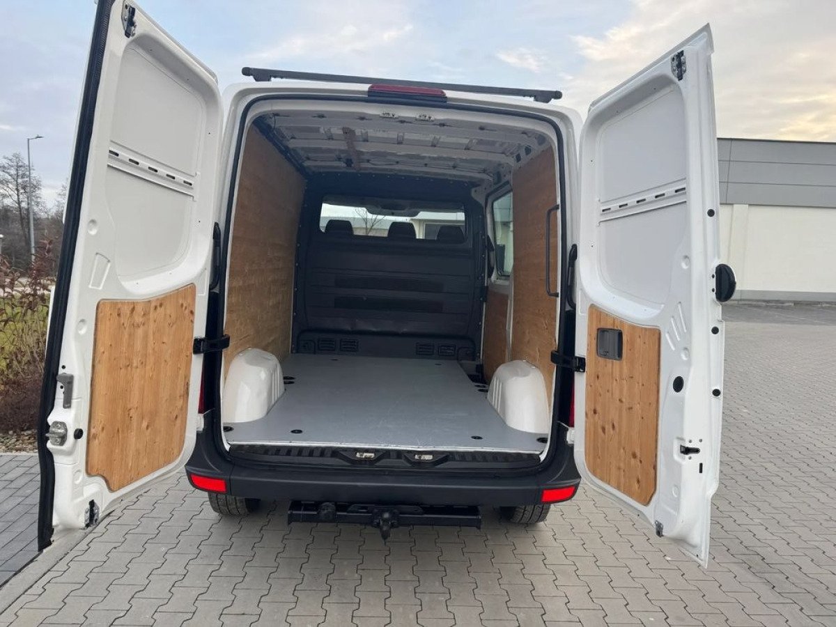 Volkswagen Crafter Volkswagen 2.0 TDI 140 KM Klimatyzacja HAK - Panel van: picture 5 Volkswagen Crafter Volkswagen 2.0 TDI 140 KM Klimatyzacja HAK - Panel van: picture 5