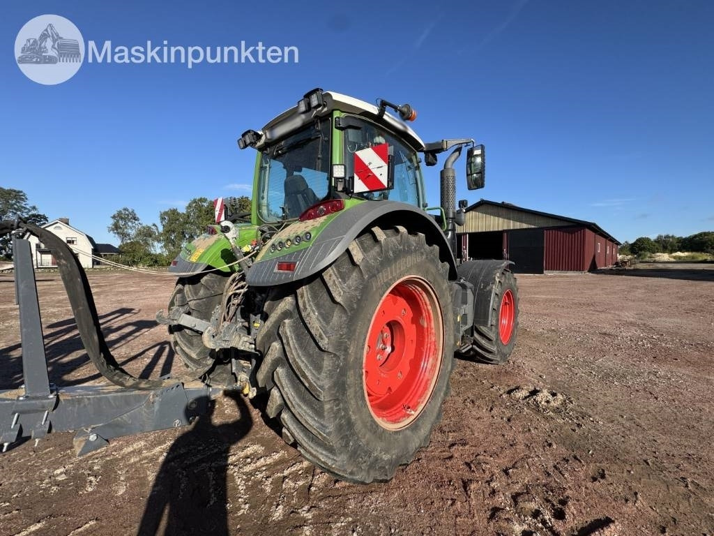 Fendt 724 Vario  - Farm tractor: picture 3 Fendt 724 Vario  - Farm tractor: picture 3