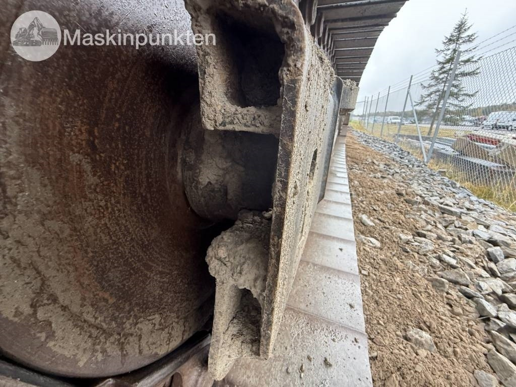 Lease a Komatsu PC 210 LC-11EO  Komatsu PC 210 LC-11EO: picture 42