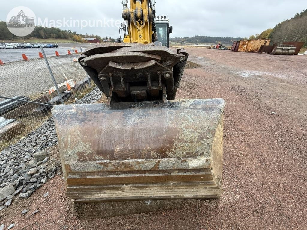 Lease a Komatsu PC 210 LC-11EO  Komatsu PC 210 LC-11EO: picture 10