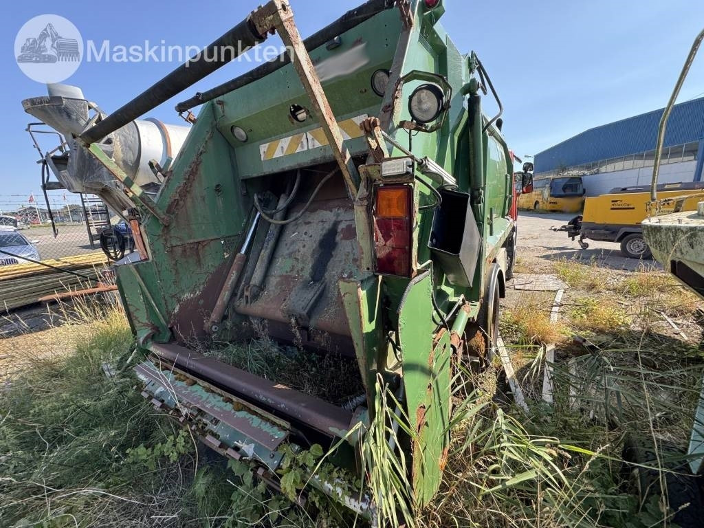 Scania P 94 D - Garbage truck: picture 3 Scania P 94 D - Garbage truck: picture 3