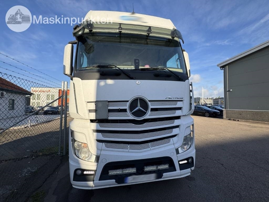 Mercedes-Benz Actros 963-4-C - Tractor unit: picture 4 Mercedes-Benz Actros 963-4-C - Tractor unit: picture 4