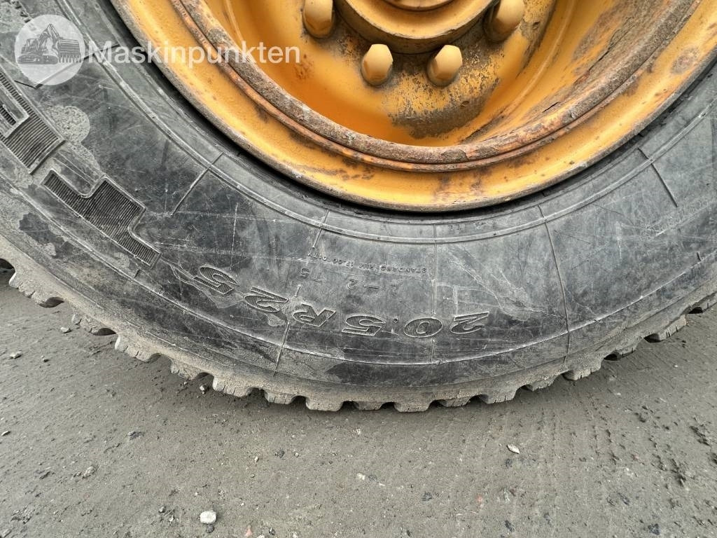 Wheel loader Volvo L 60 F: picture 37