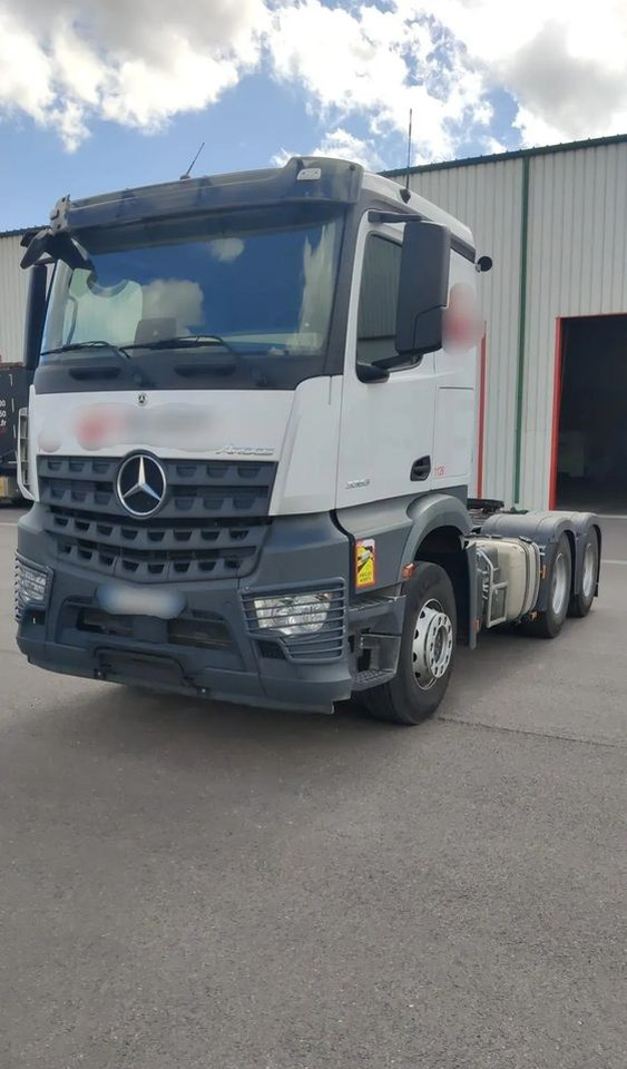 Mercedes-Benz AROCS 3353 6X4 68 TON - Tractor unit: picture 1 Mercedes-Benz AROCS 3353 6X4 68 TON - Tractor unit: picture 1