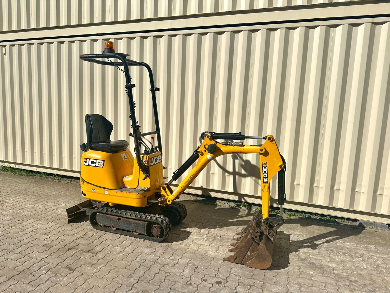 JCB 8008 CTS, 2021 BJ, 921 BH, 3 x Löffel - Mini excavator: picture 4 JCB 8008 CTS, 2021 BJ, 921 BH, 3 x Löffel - Mini excavator: picture 4