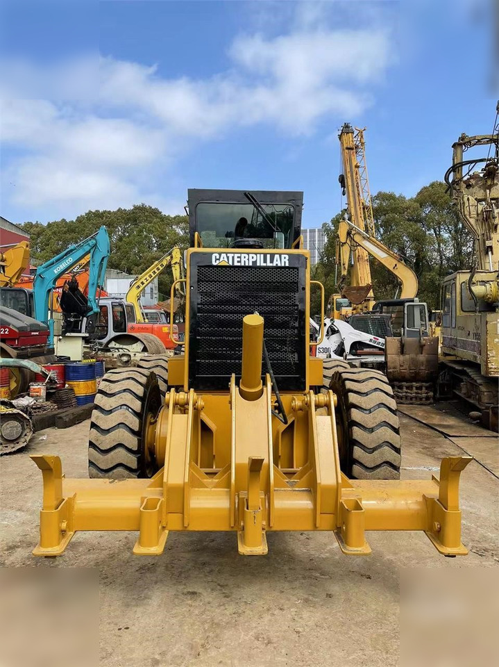 CATERPILLAR 140G - Grader: picture 3 CATERPILLAR 140G - Grader: picture 3