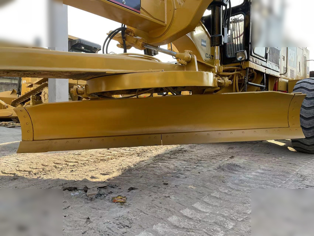 CATERPILLAR 140H - Grader: picture 5 CATERPILLAR 140H - Grader: picture 5