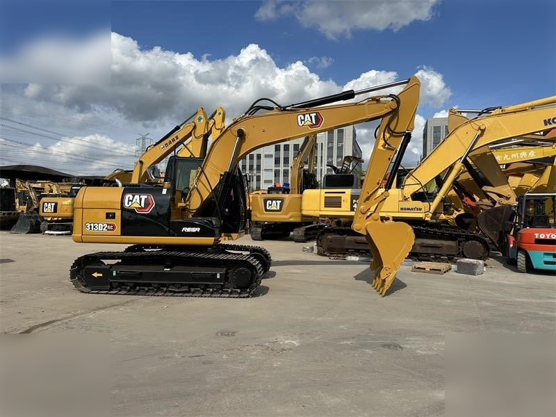 CATERPILLAR 313D2 GC - Crawler excavator: picture 3 CATERPILLAR 313D2 GC - Crawler excavator: picture 3