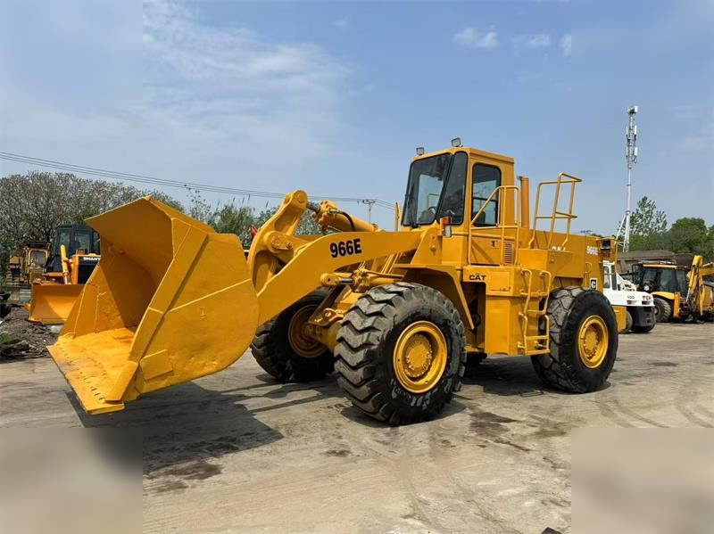 CATERPILLAR 966E - Wheel loader: picture 1 CATERPILLAR 966E - Wheel loader: picture 1