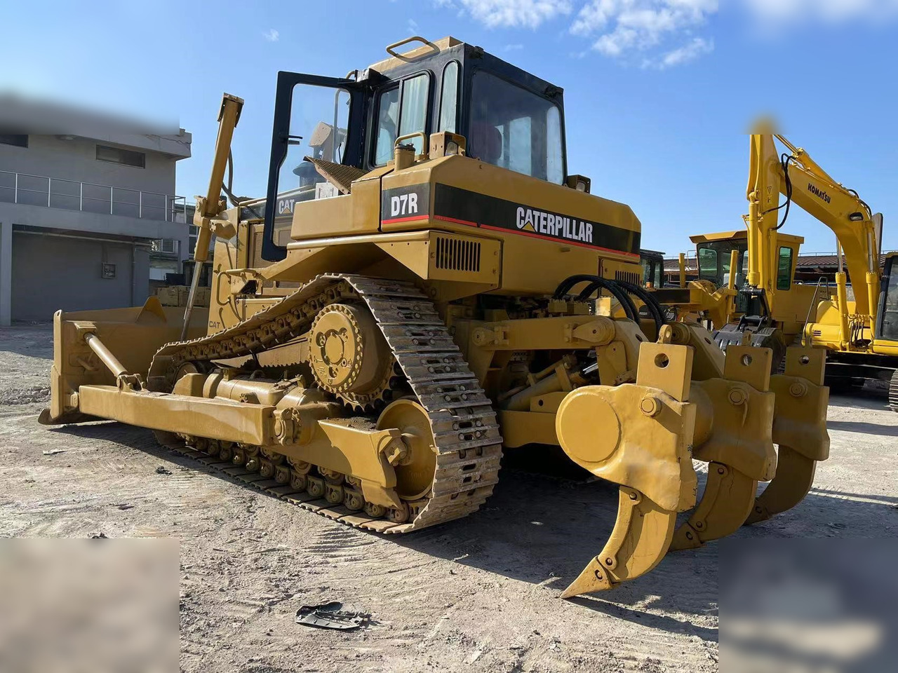 CATERPILLAR D7R II - Bulldozer: picture 2 CATERPILLAR D7R II - Bulldozer: picture 2