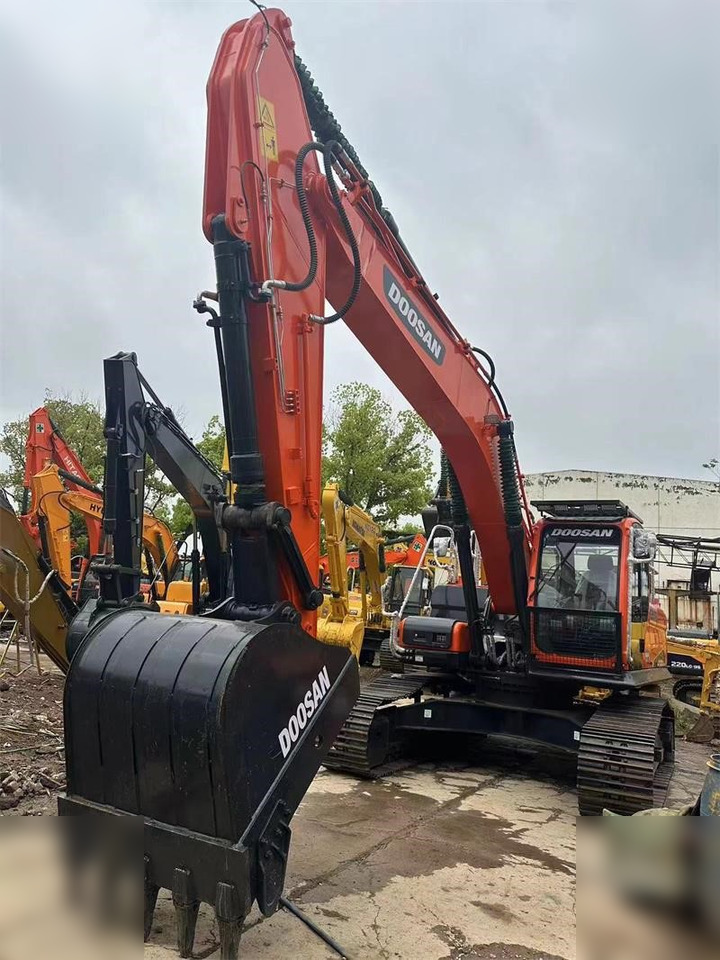 DOOSAN DX300 LC-9C - Crawler excavator: picture 4 DOOSAN DX300 LC-9C - Crawler excavator: picture 4