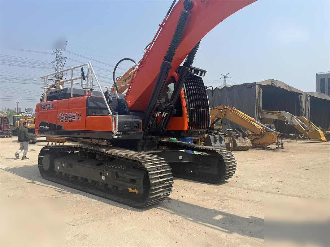 DOOSAN DX340 LCA - Crawler excavator: picture 4 DOOSAN DX340 LCA - Crawler excavator: picture 4