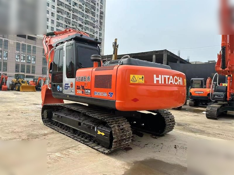 HITACHI ZX200-3G - Crawler excavator: picture 4 HITACHI ZX200-3G - Crawler excavator: picture 4
