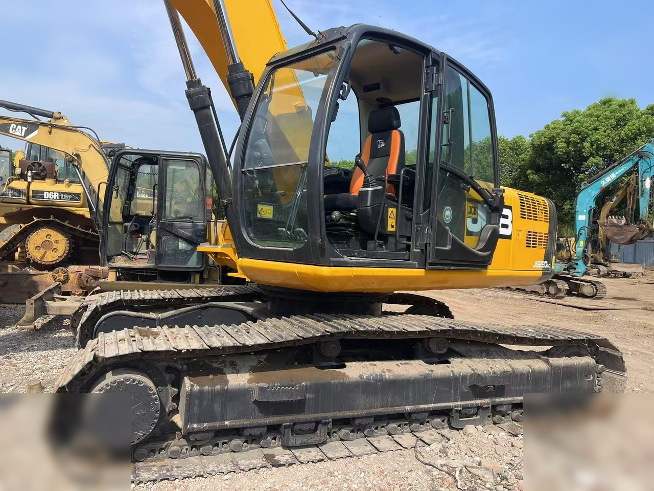 JCB JS220 LC - Crawler excavator: picture 4 JCB JS220 LC - Crawler excavator: picture 4