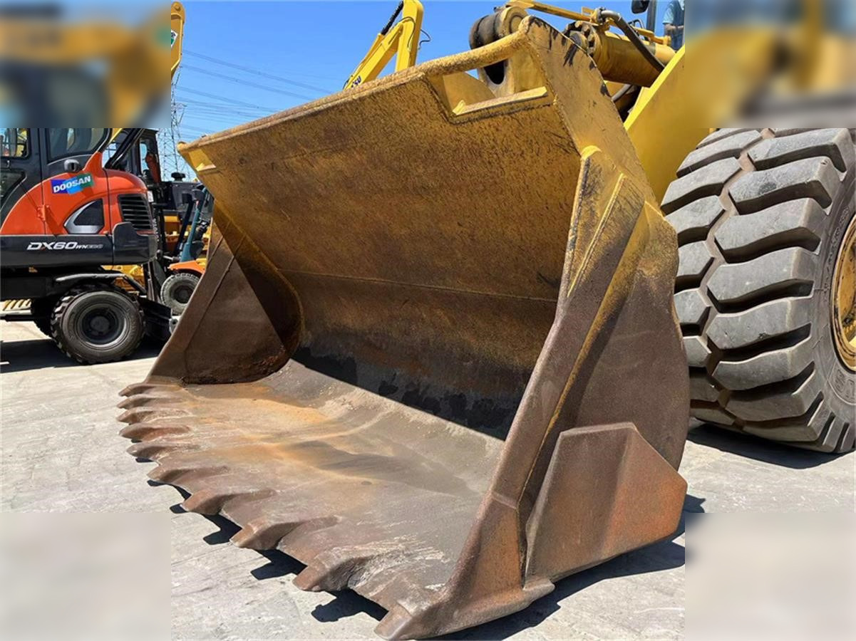 KOMATSU WA600-3 - Wheel loader: picture 4 KOMATSU WA600-3 - Wheel loader: picture 4