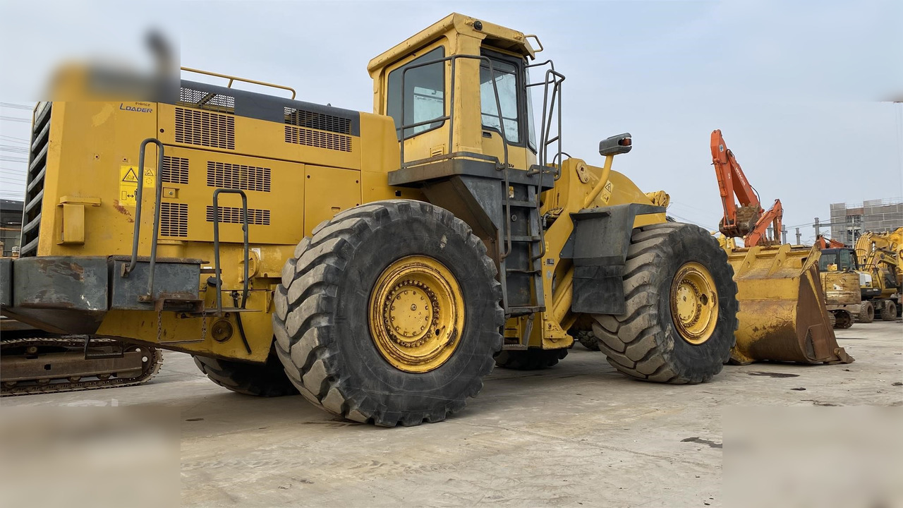 KOMATSU WA600-3 - Wheel loader: picture 3 KOMATSU WA600-3 - Wheel loader: picture 3