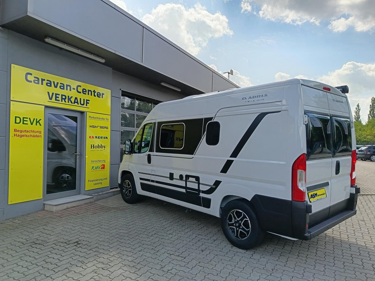 Adria Twin ALL-IN 540 SP*AUTOMATIK*SAFETY*STYLE*SOFORT - Camper van: picture 5 Adria Twin ALL-IN 540 SP*AUTOMATIK*SAFETY*STYLE*SOFORT - Camper van: picture 5